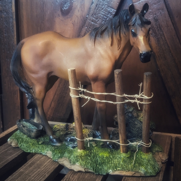 Other - Vintage Horse Collection Piece